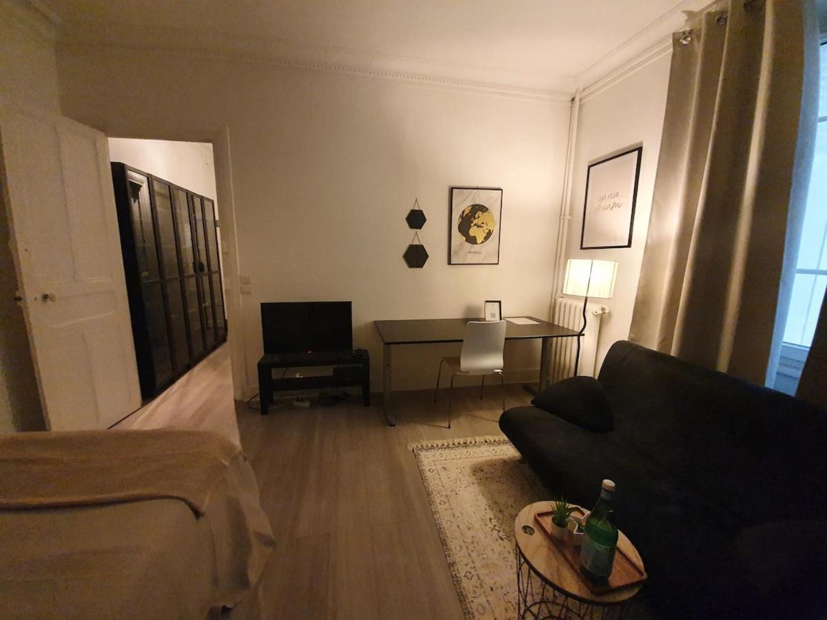 Modern And Cozy 2 Minutes From Porte D'orleans Apartment Paris
